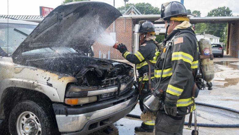 Firefighters Respond To Vehicle Fire in Asheboro