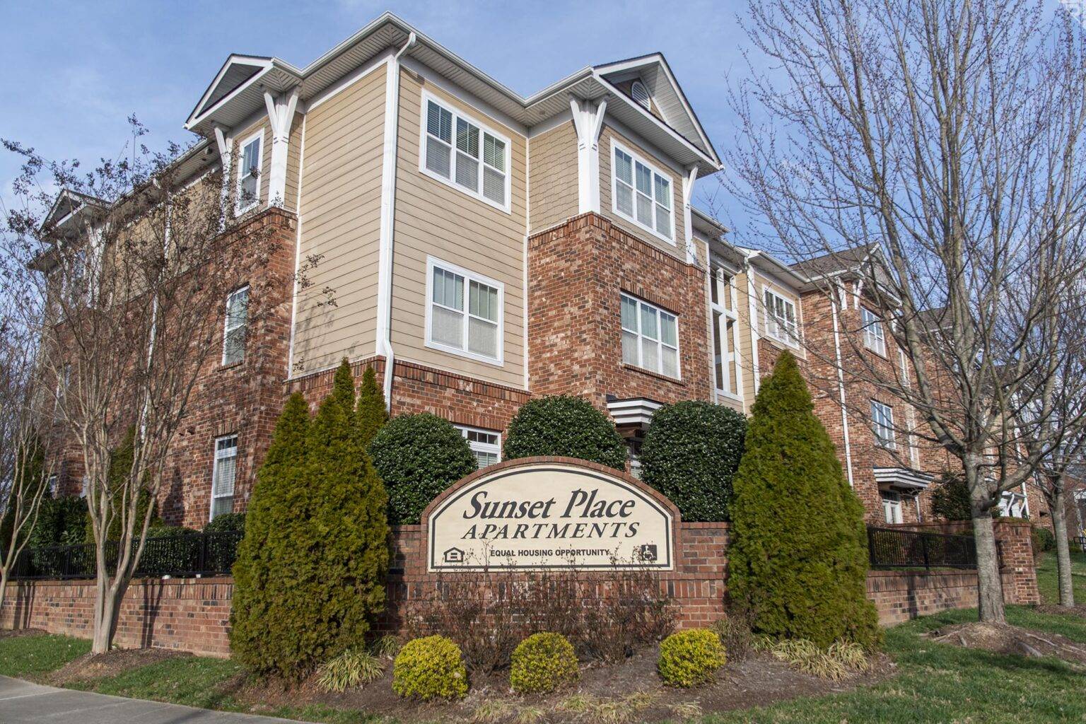 Search Warrant at Asheboro Apartment Finds Drugs & Gun, Two Arrested